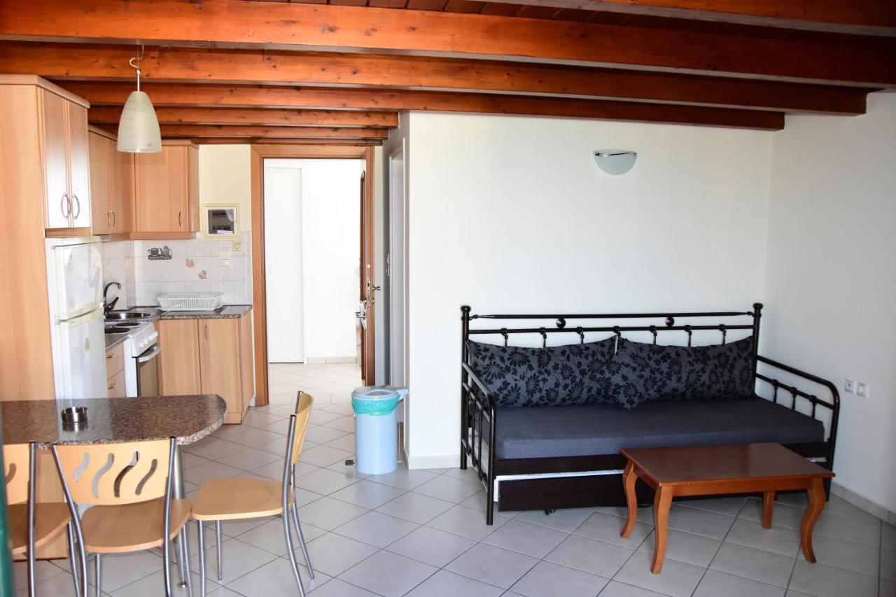 Irides Apartments Megalochori  Luaran gambar